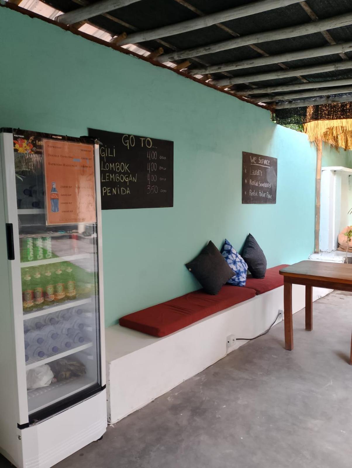 Black Sand Hostel Amed エクステリア 写真