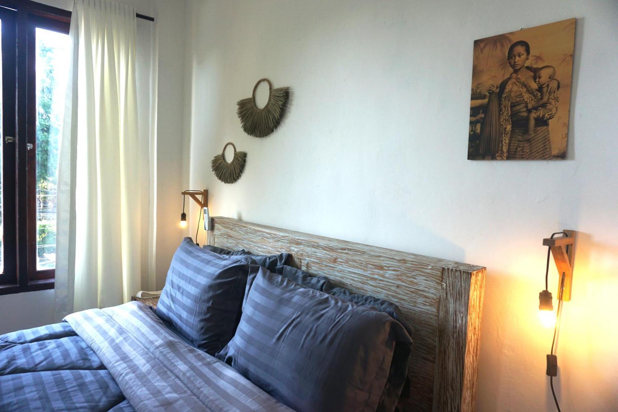 Black Sand Hostel Amed エクステリア 写真