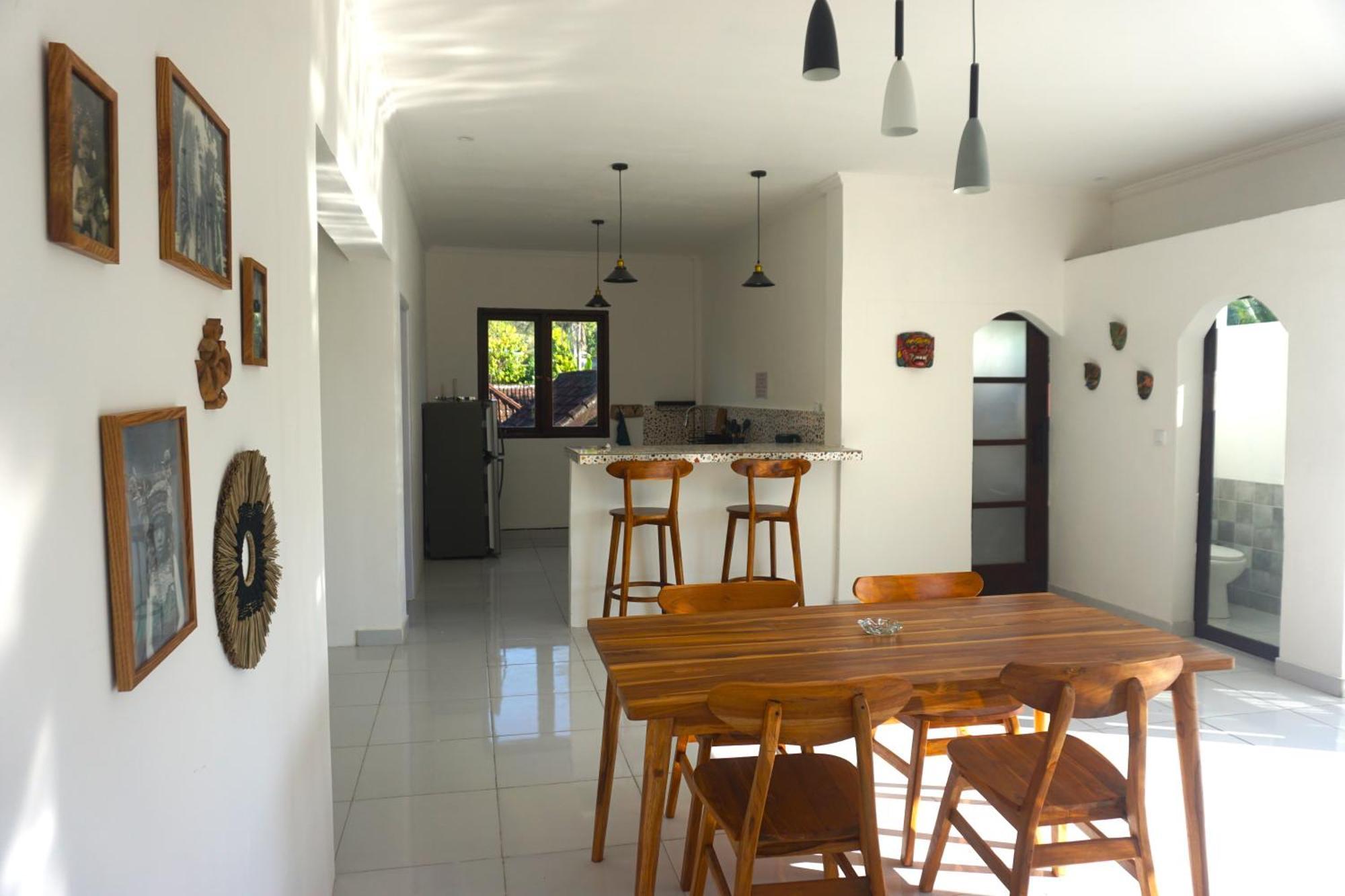 Black Sand Hostel Amed エクステリア 写真