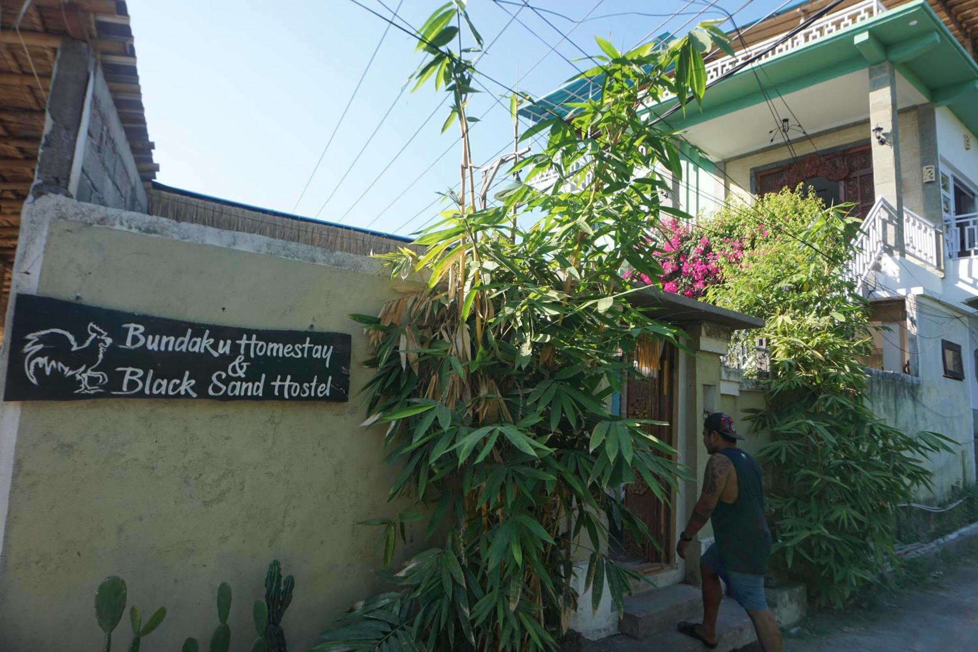 Black Sand Hostel Amed エクステリア 写真